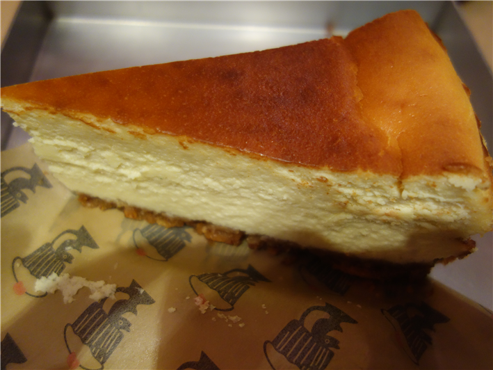 almond cheesecake